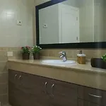 Дом отдыха Beautiful Duplex With Jacuzzi *
