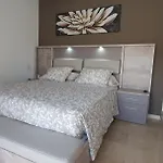 Beautiful Duplex With Jacuzzi